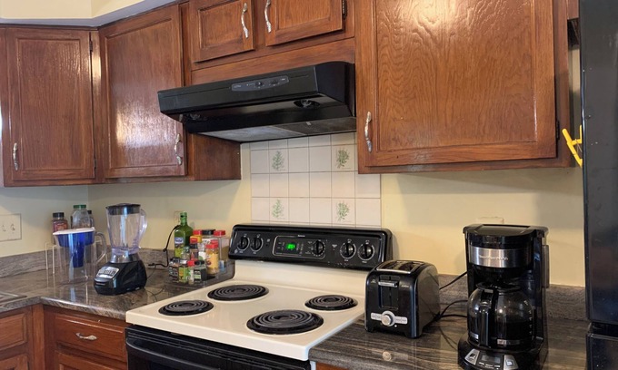 Newington House | Townhouse with free parkingnn