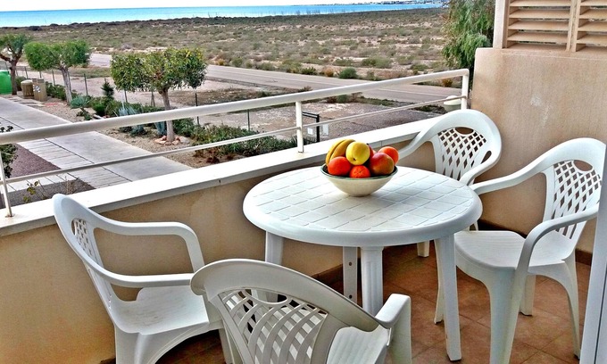 Retamar Apartment | Toyo-Golf side of the natural park Cabo de Gata Great sea views! Beach 300m