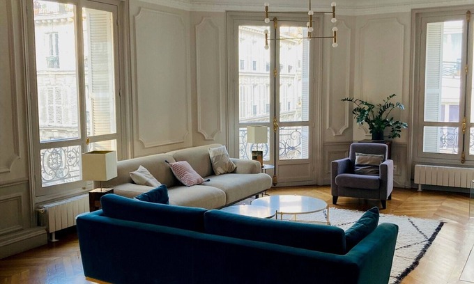 Quartier de la Porte-Saint-Denis Apartment | Très bel Appartement Familial de 125 m2 au Coeur de Paris