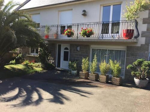 Saint-Malo Apartment | Très joli T2 indépendant 250 m2 jardin privatif