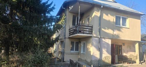 Lychakivskyi District House | Tract House