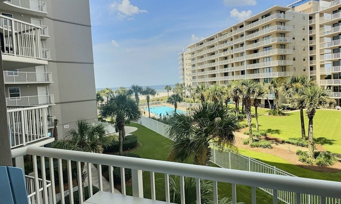 Orange Beach House | Tradewinds 208 – Beautifully Updated 1BR/2BA with Bonus Bunks and Gulf Views!