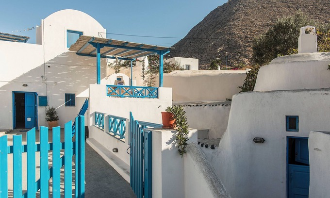 Emporio House | Traditional farmhouse converted into a holiday home