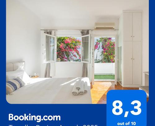 Naousa Apartment | Traditional Home