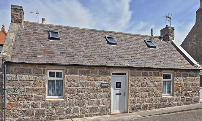 Buckie Cottage | Traditional Stone Built Fisherman's Cottage