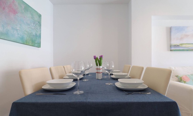 Santiago de Compostela Apartment | Train Station by Como at Home