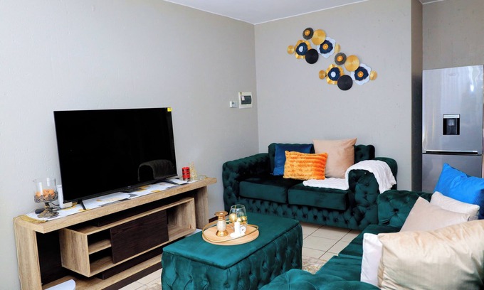 Boksburg Apartment | Tranquil 2-bedroom apartment with WiFi in Boksburg