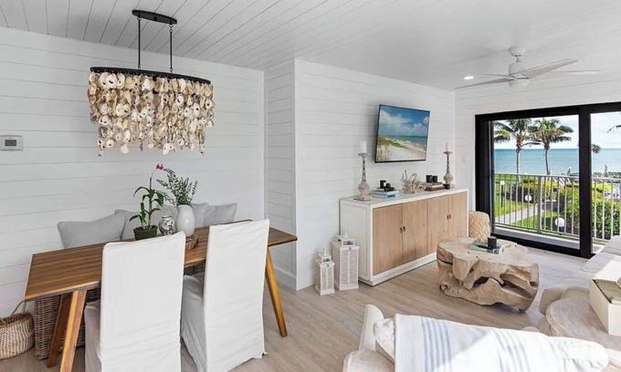 Central Beach Condo | Tranquil 2-bedroom oceanfront condo with in Vero Beach