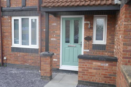 Thornton-Cleveleys House | Tranquil 3 bedroom town house with Sky Glass