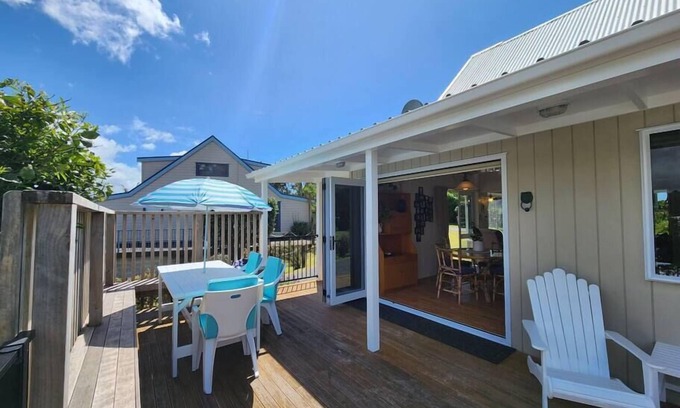 Hahei House | Tranquil Beachside Bach, Tranquil Beachside Bach