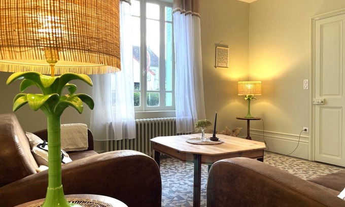 La Ferte-Hauterive Cottage | Tranquil cottage with garden, parking and Wi-Fi in La Ferté-Hauterive