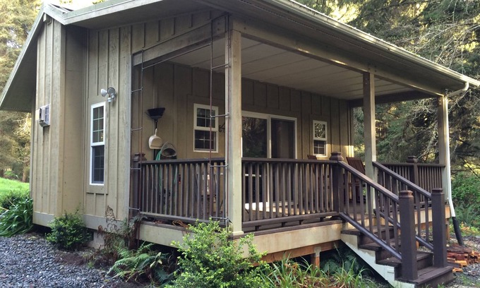 Trinidad Cottage | Tranquil Cottage with modern amenities of home, located near beaches and parks