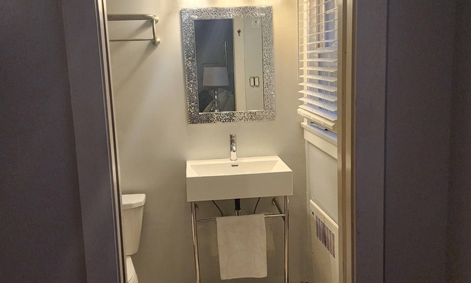Stafford Apartment | Tranquil Country Retreat with King Bed & Luxury Walk-In Shower