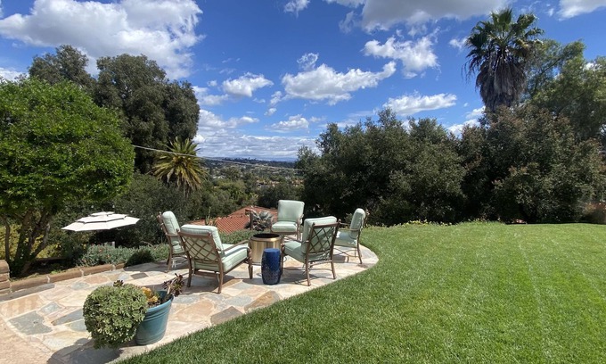 Kit Carson House | Tranquil country setting w/majestic views