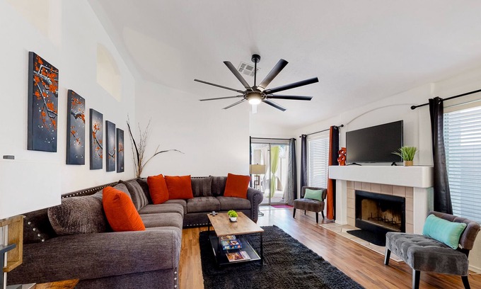 Foothills House | Tranquil dog-friendly house with heated pool, hot tub, gas grill, & washer/dryer