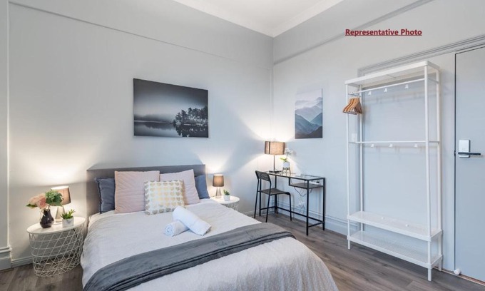 Burwood House | Tranquil Double Room - Next to Bus Station & Park & Chinatown - Shared Bathroom