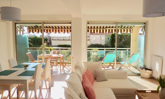 Beaulieu-sur-Mer Apartment | Tranquil, elegant living in Beaulieu sur Mer with car space and air conditioning