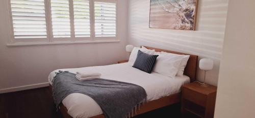 Rockingham Apartment | Tranquil Escape by Rockingham Jetty - Hosted by Canstay