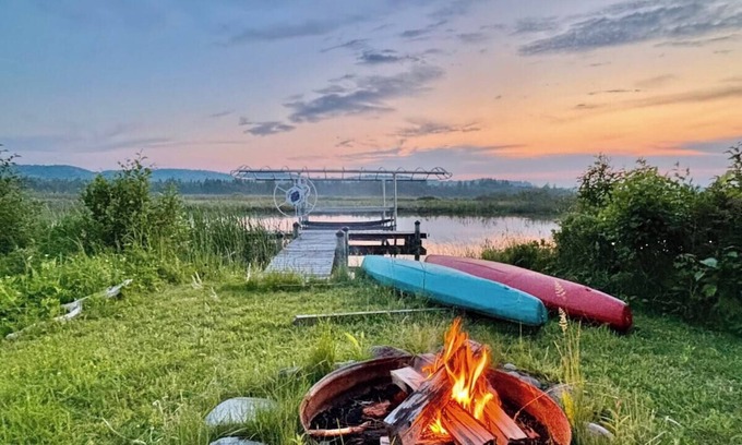 Bellaire Cabin | Tranquil Grass River Cottage Retreat