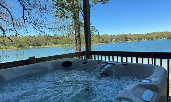 Smyrna House | Tranquil Jewel: Arcade, King Suits, Hot Tub, Decks