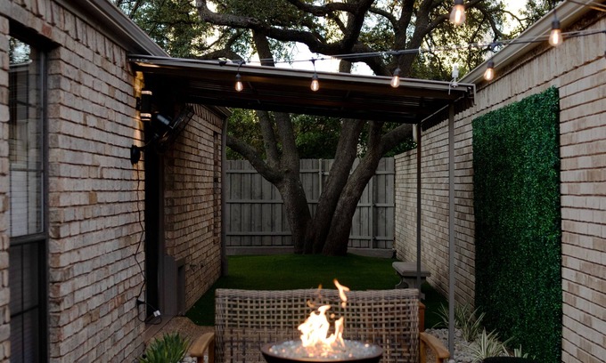 Richardson House | Tranquil Luxury Executive Patio Home perfect for temporary living!