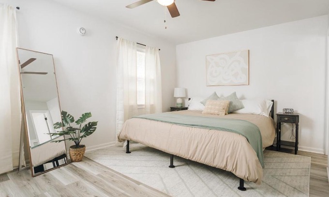 Lynchburg Apartment | Tranquil Luxury: Modern Comfort!