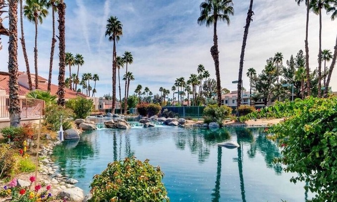 Cathedral City Condo | Tranquil, Picturesque Condo in Cathedral City, adjacent to Palm Springs