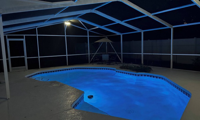 Ocala House | Tranquil Pool House in Ocala