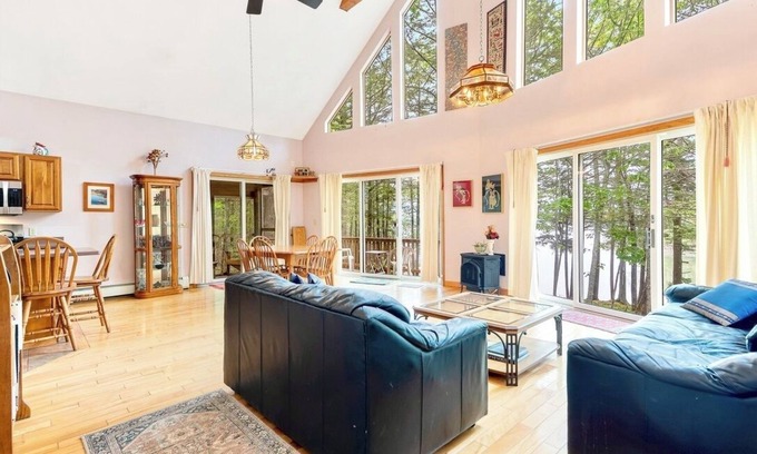 Harpswell House | Tranquil Private Harpswell Retreat on the Water!