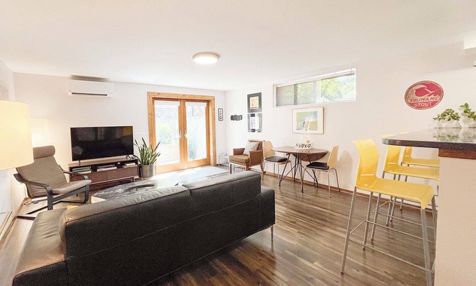 Reed Apartment | Tranquil Reed Retreat: 2-Bedroom Apartment with Private Patio