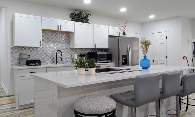 Lawrenceville House | Tranquil Retreat