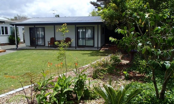 Gisborne Cottage | Tranquil self-contained cottage
