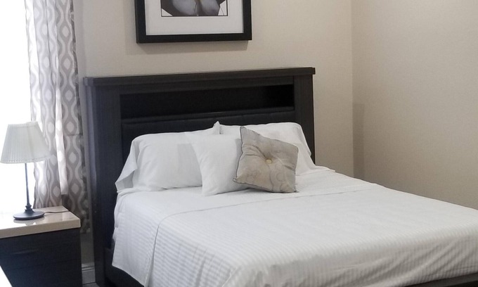 Winter Springs House | Tranquil, Spacious property within an gated Community