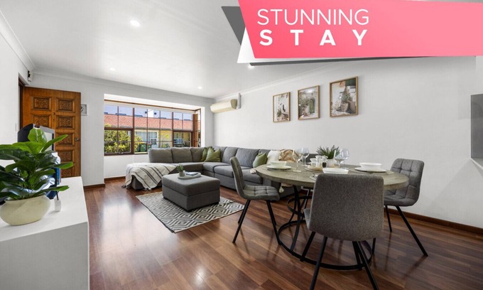 Underdale House | Tranquil Suite - 2BR, Parking, Wifi