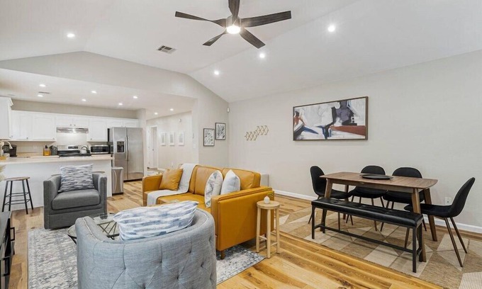 Turner Park House | Tranquil TU Getaway! EXPO/Route 66/Cherry St -3bd