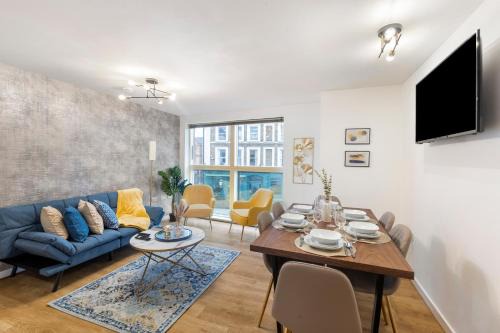 Clapton Apartment | Tranquil Urban Haven