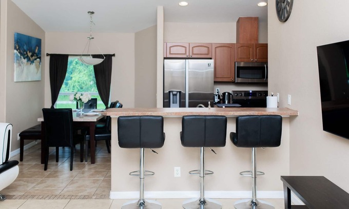 North Port House | Tranquility and comfort at our Inn