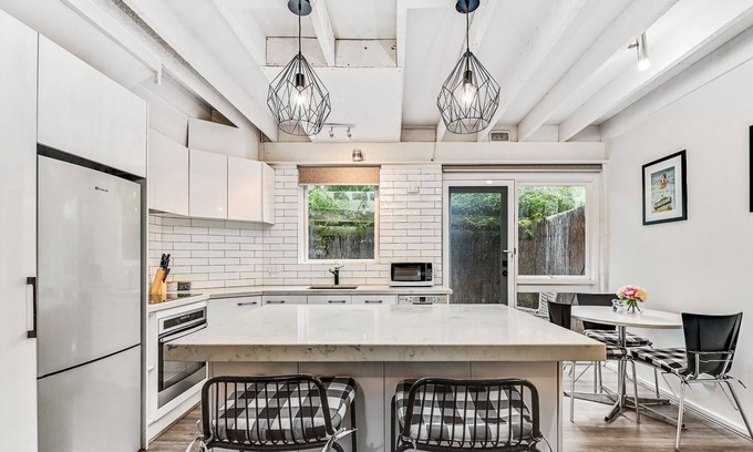 Richmond North House | Tranquillity at The Vaucluse townhouse in Richmond