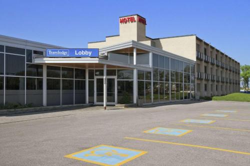 Richmond Hill Hotel | Travelodge by Wyndham Richmond Hill