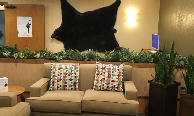 Mendenhall Valley Hotel | Travelodge by Wyndham Juneau