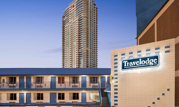 Las Vegas Hotel | Travelodge by Wyndham Las Vegas