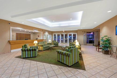 North Mountain Hotel | Travelodge by Wyndham Phoenix North