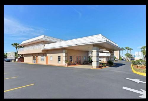South Venice Hotel | Travelodge by Wyndham Venice