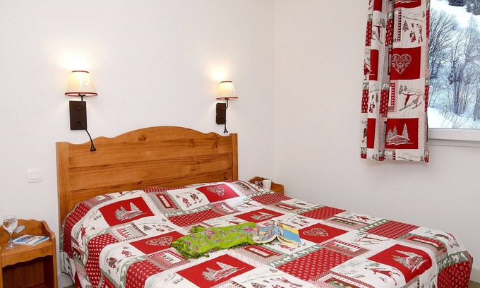 Saint-Sorlin-d'Arves Apartment | travelski home select - Résidence Les Bergers