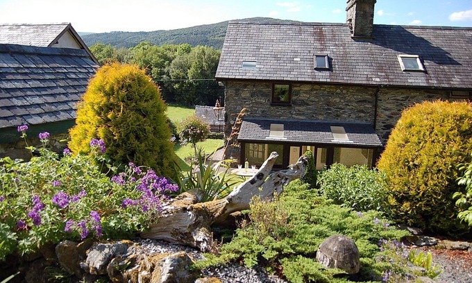 Penmaenpool Cottage | Tre-Allt Gorgeous Cottage