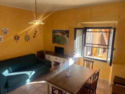Buddittogliu Straulas House | Tre e Trenta