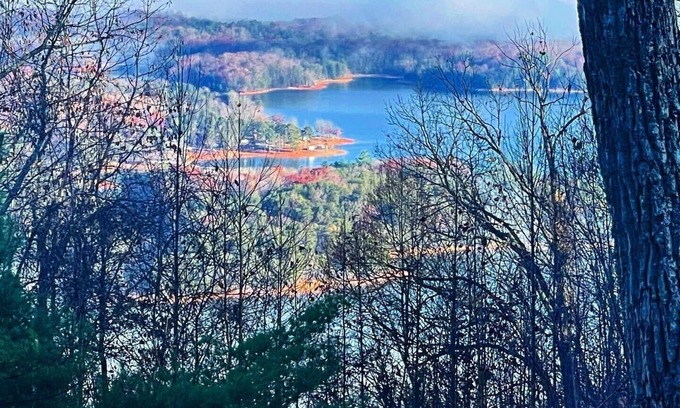 Hiawassee House | Tree Top Cozy, fireplace, amazing Blue Ridge Mountain and Lake views. Paved.
