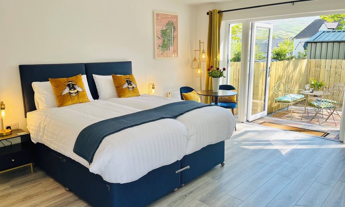 Ballycastle Apartment | Tree View Studio