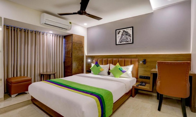Marol Hotel | Treebo Castle Rock Inn