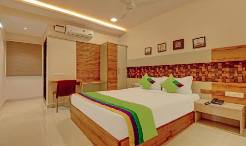 Dwaraka Nagar Hotel | Treebo Rainbow Grand